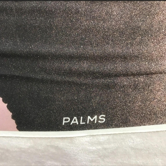 [Twentynine Palms]  Gradient Chiffon Scarf 35" X 35" - Picture 8 of 8